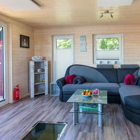 Hausboot Kaddi's Sunflower - Huus & Hotel en barco Fehmarn