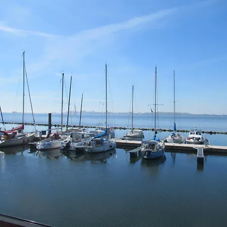 Hausboot Kaddi's Sunflower - Huus & Fehmarn